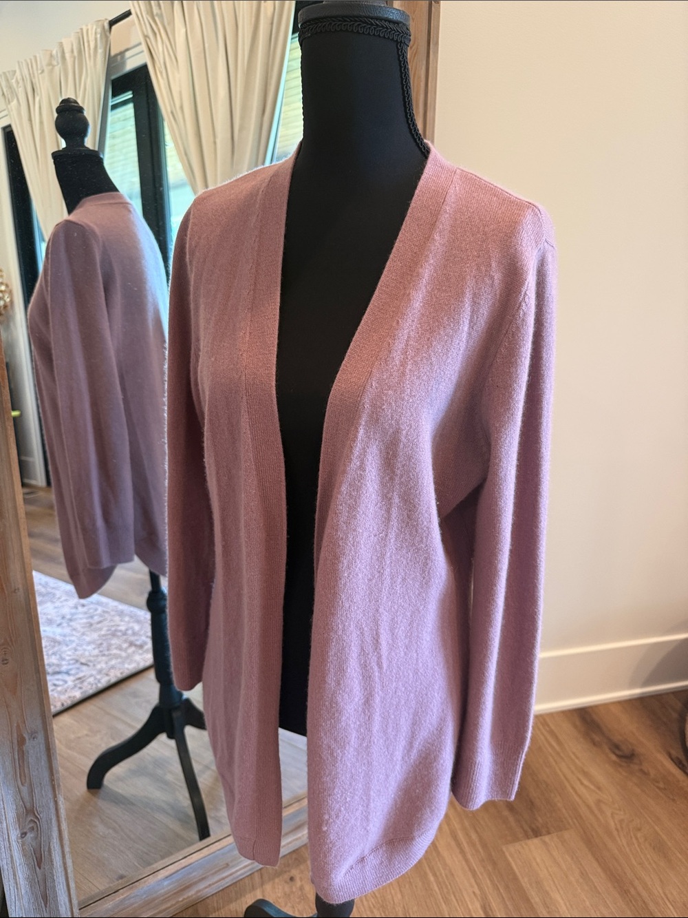 Soft Open-Front Women’s Cardigan Cashmere Sweater in Mauve Pink